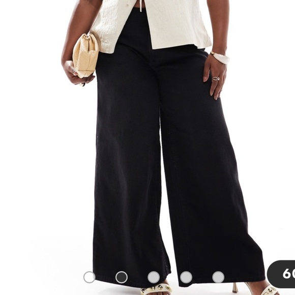 ASOS Denim - ASOS DESIGN Curve wide leg dad jeans in washed black